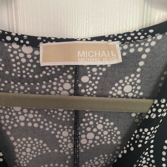 MICHAEL Michael Kors Black Plunge Neck Cocktail Dress - Picture 6 of 6